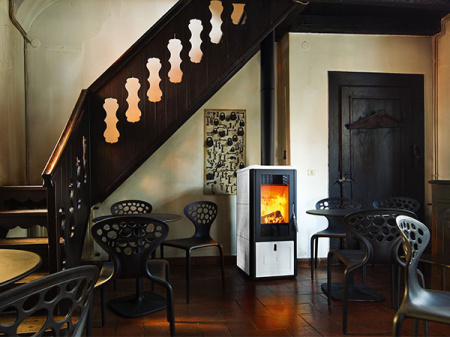 Печь-камин MCZ Chari Bordeaux