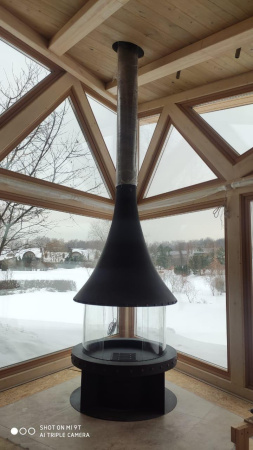 Камин Бордо центральный с остеклением